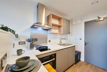 1 bed studio, Mansfield Road, Sherwood, Nottingham, NG13GZ - Image 5